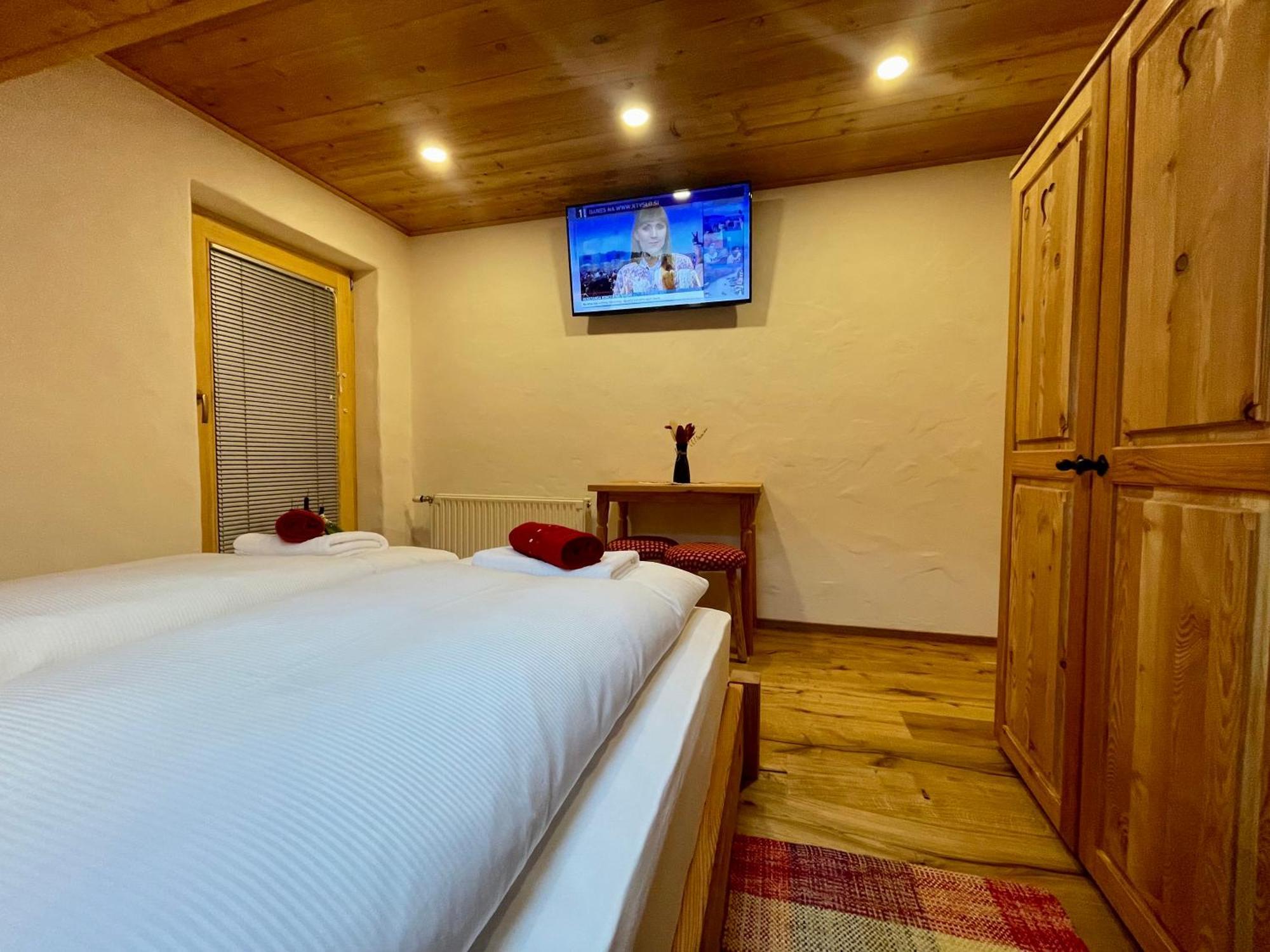 Hotel Surc 크라니스카고라 객실 사진